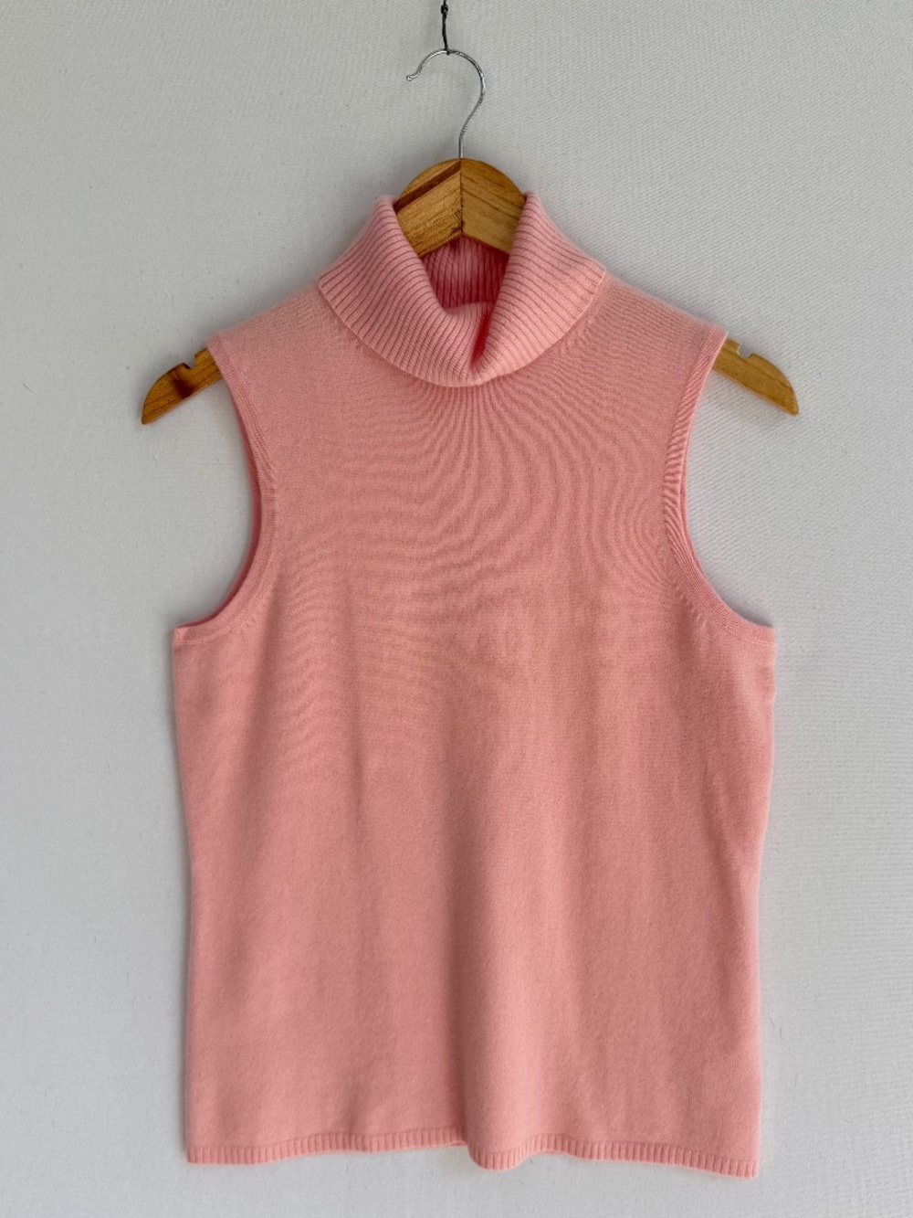 CHADWICKS Women’s Medium Pink 100% Cashmere Sleeveless Turtleneck Knit Sweater